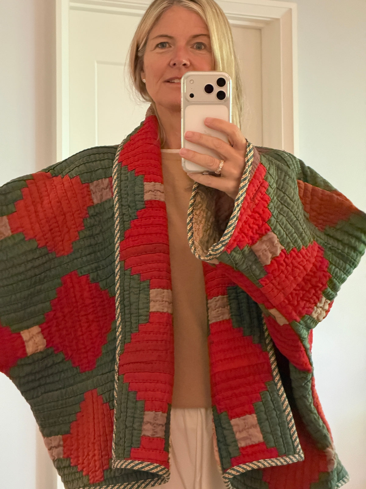 Log Cabin Lanterns Vintage Quilt Swoop Coat