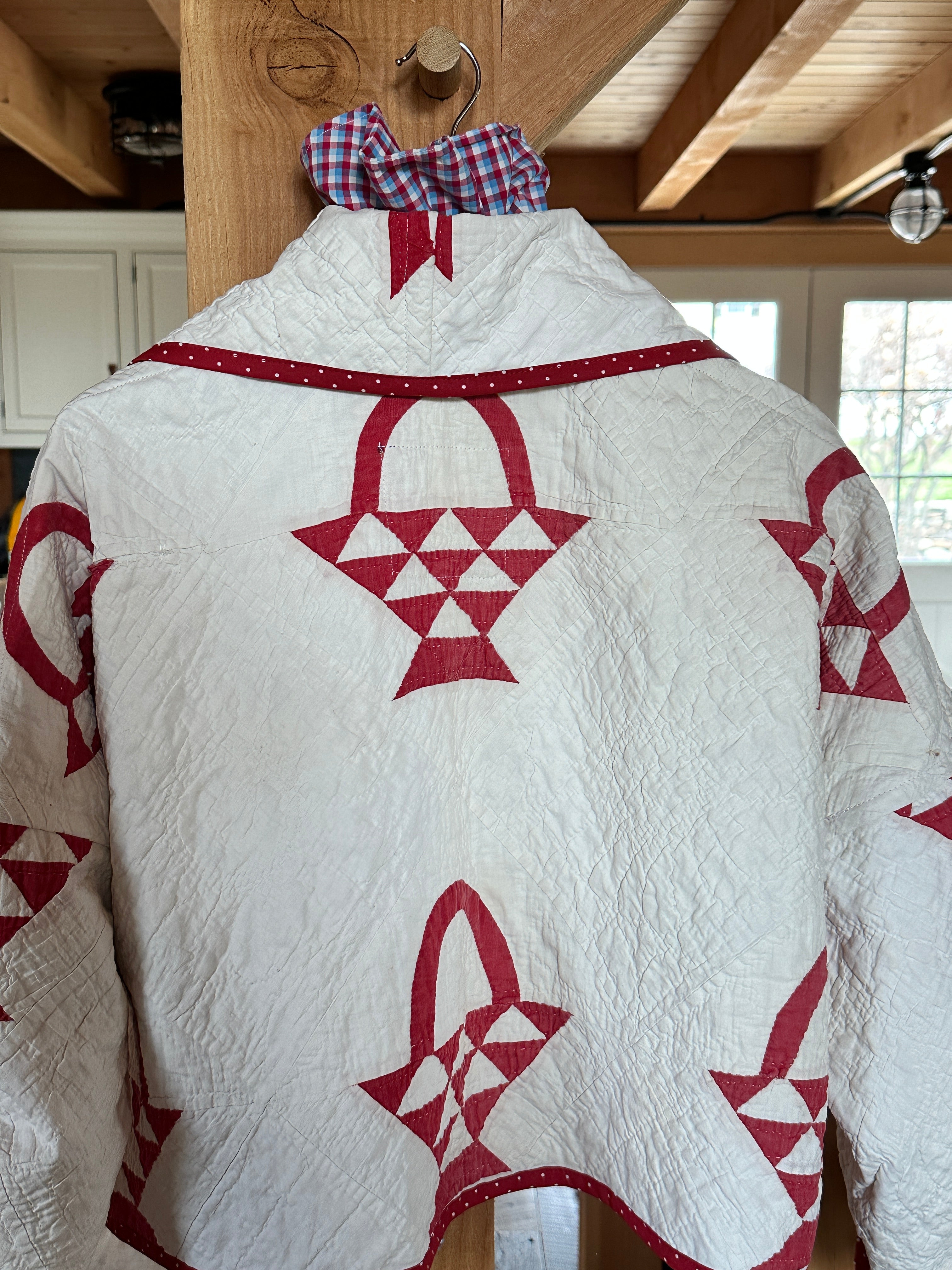 Red Basket Antique Quilt Cool Crop Jacket