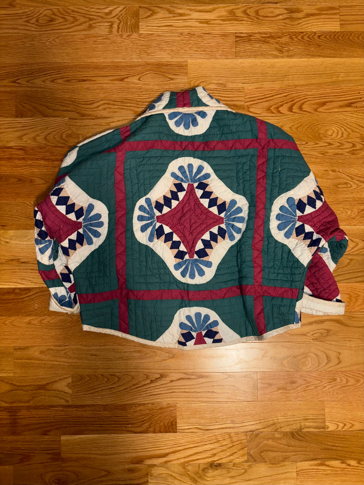 Pickle Dish Green & Red Swoop Coat