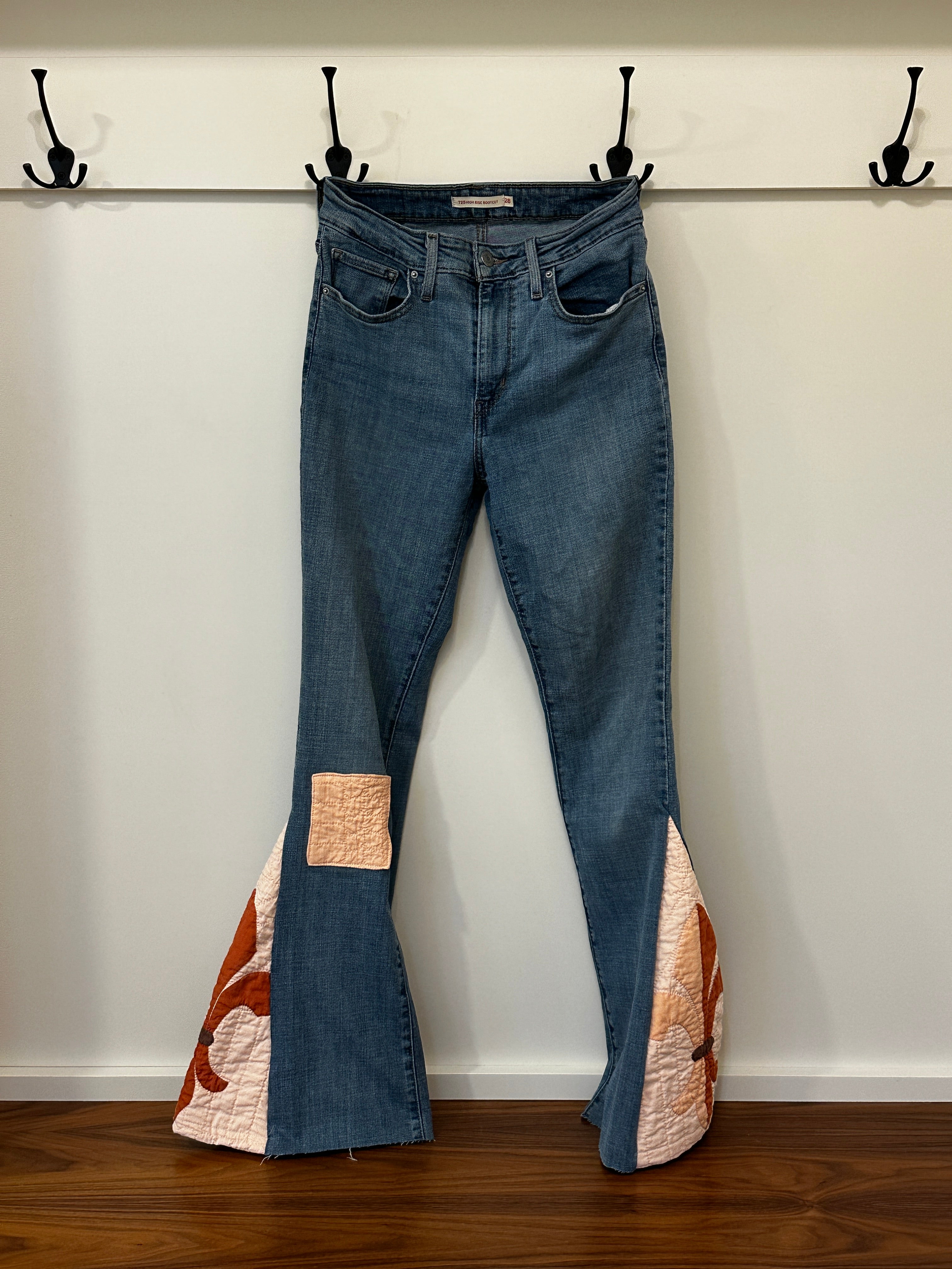 Fleur-de-Lis Quilt Kicks